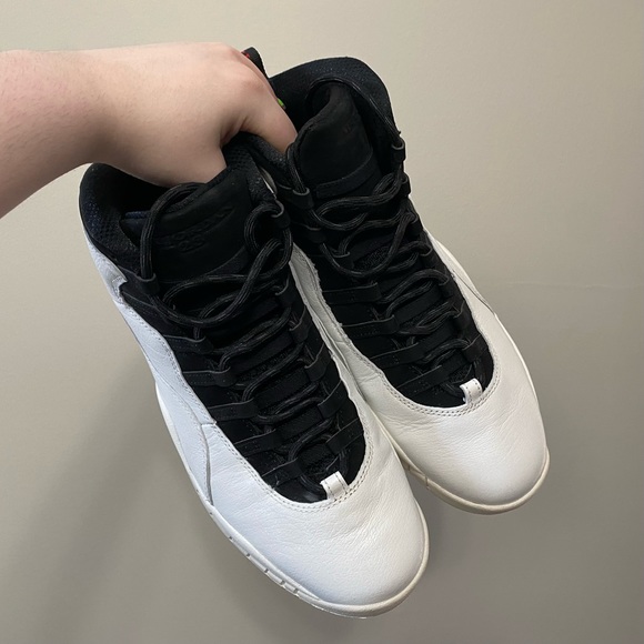 Air Jordan 10 Retro “I’m back” black/white sneakers (size 13) - Picture 3 of 7